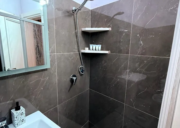 Otel Keshtjella Duka *
